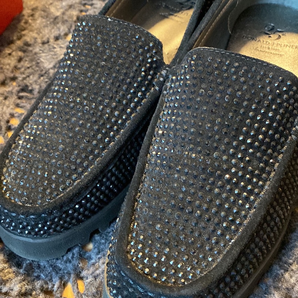 Donald J Pliner black suede loafers size 7.5 - Picture 4 of 6